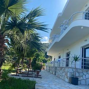 Hotel Mesun, Himare